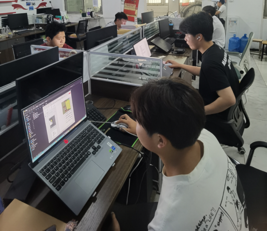 喜報(bào)！我校9名學(xué)子在2025年河南省大學(xué)生測(cè)繪學(xué)科創(chuàng)新創(chuàng)業(yè)智能大賽中斬獲佳績(jī)